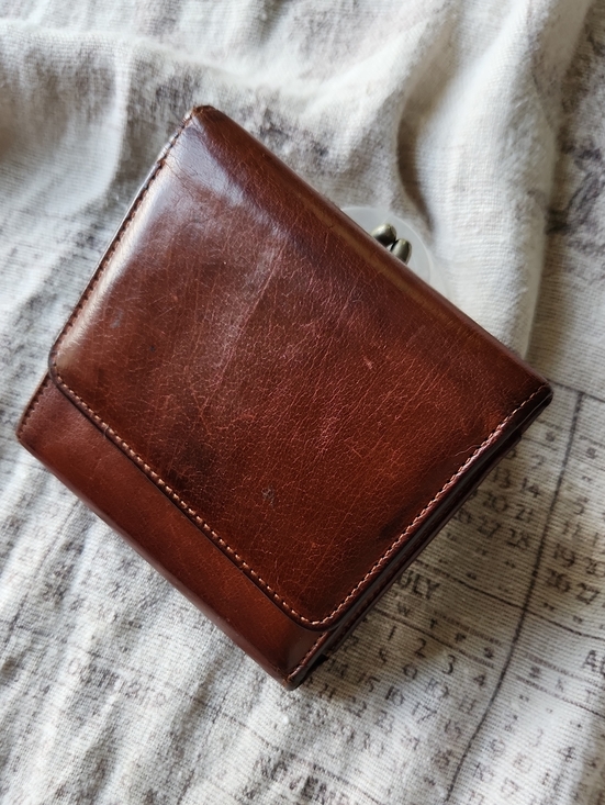 Coach Handbags - Coach Kisslock Tri-fold Wallet